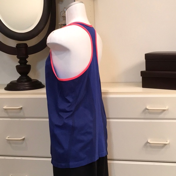 Avia Work Out Top NWOT - Picture 3 of 7